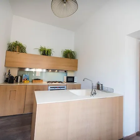 Domus Febo - Ottaviano Suites * Roma